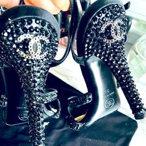 100% AUTHENTIC CHANEL STRAPPY HEELS CUSTOM STRASS SIZE 37